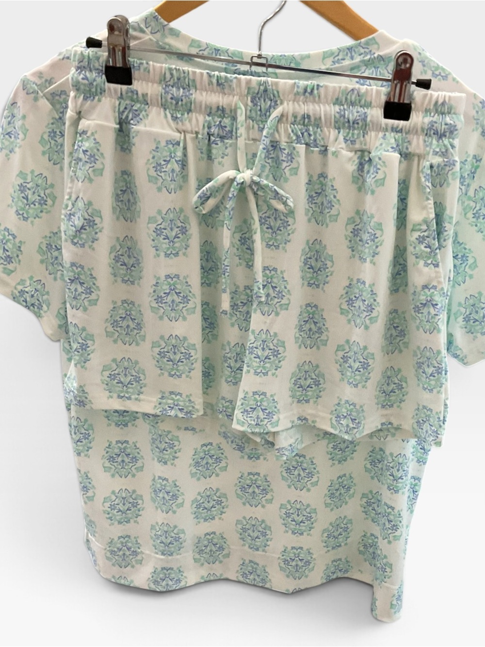 Mary Square Pajama Set - Picture 2 of 3